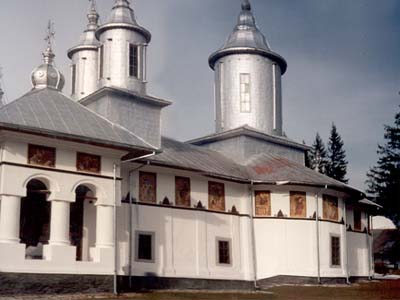 Biserica manastirii